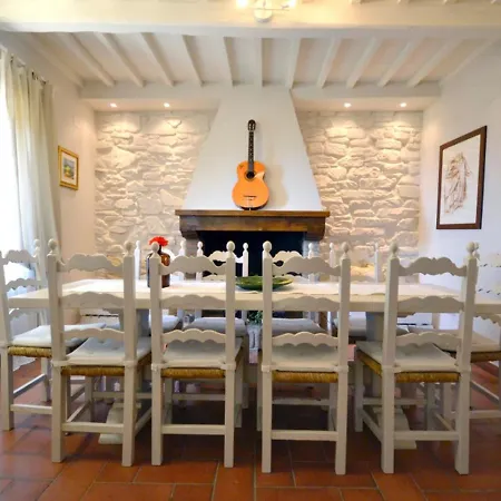 Adatti Sleeps 12 Pool Wifi * Piegaio